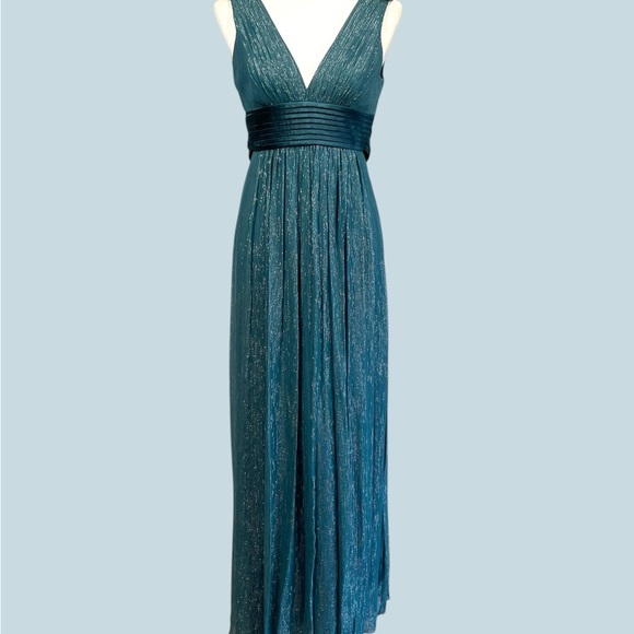 BCBG Maxazria Silk Metallic Teal Elegant Evening Gown size 2 - Picture 10 of 14
